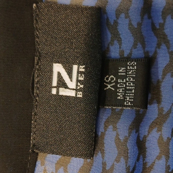 Iz Byer Blue Sheer Button-Up V-Neck Blousr - Picture 5 of 5